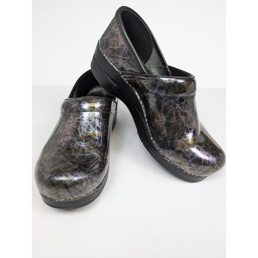 Dansko Professional Shoes Marbled Black Clogs Slip On Women’s Size 39 8.5 9 US